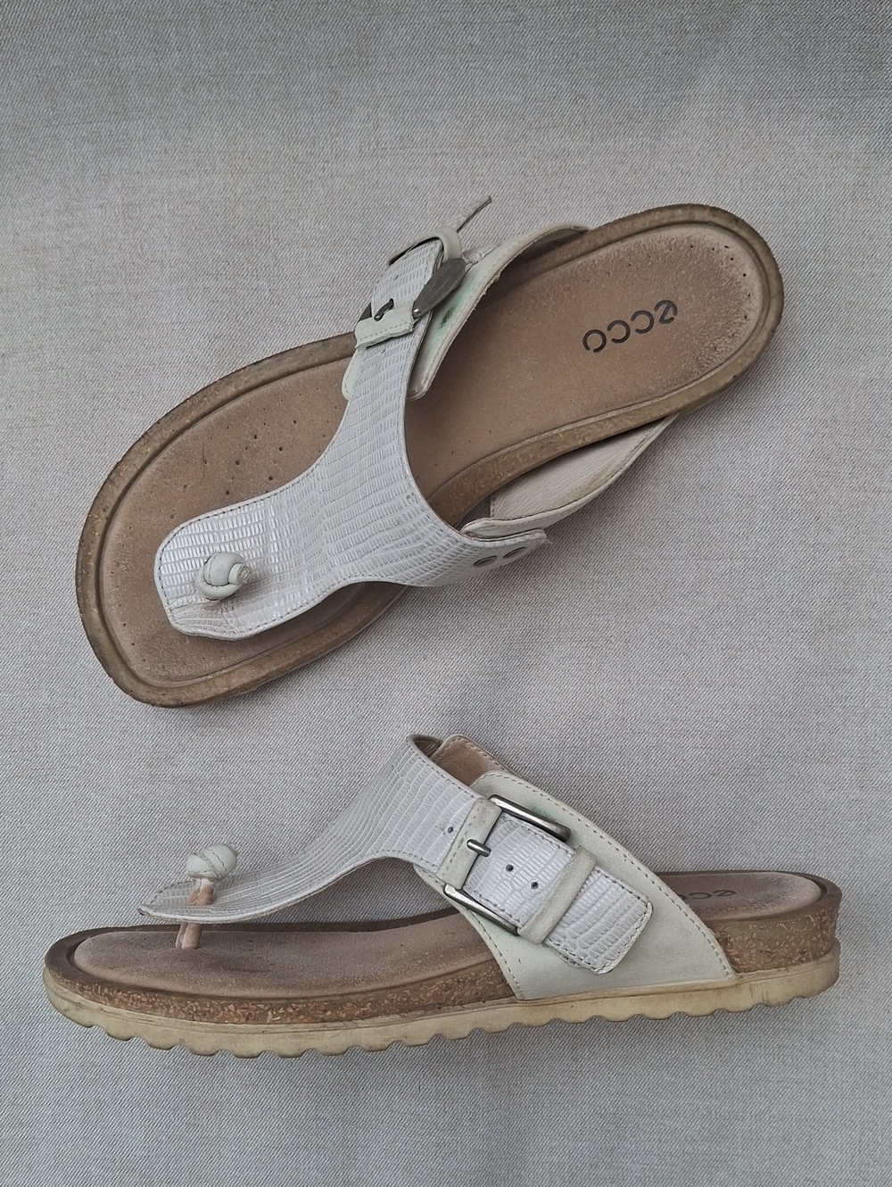 ECCO Women’s Dagmar TG White Leather Thong Sandals – Size 36 EU (US 5-5.5)